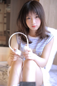 哎吔女朋友下载